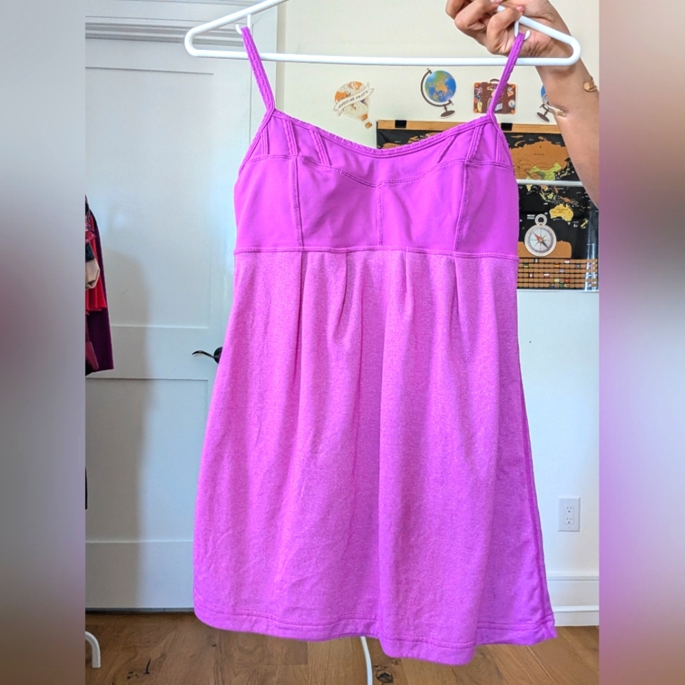 Lululemon athletic wear tank top with built-in bra